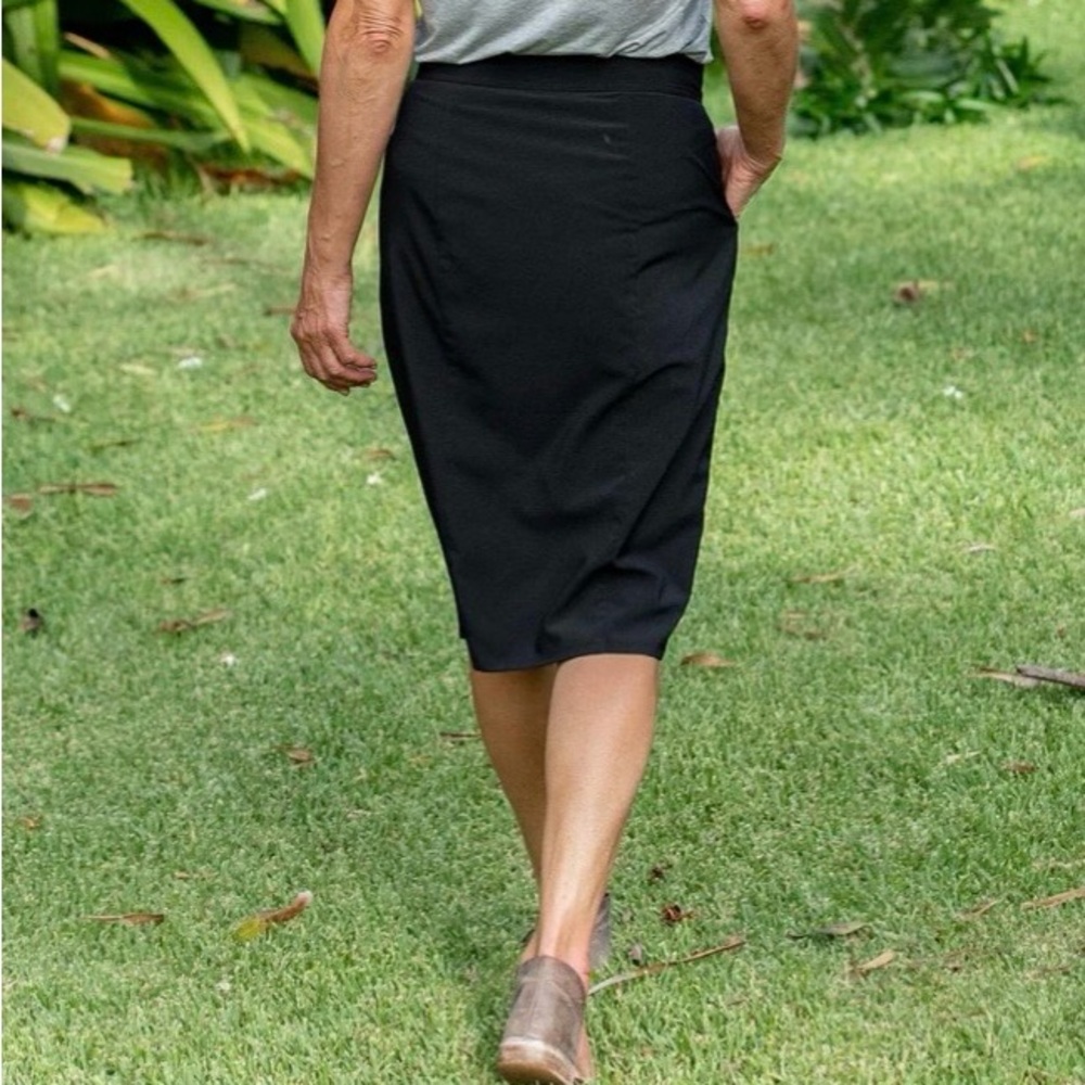 NWT Ripskirt Everyday Black Wrap Skirt - Casual Comfort Sz Small - Picture 2 of 6